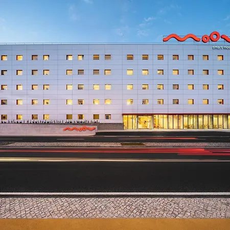Moov Hotel 3*